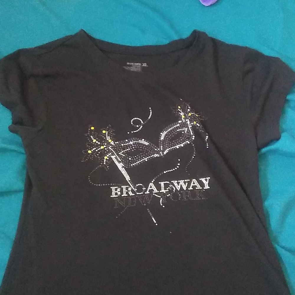 Black shirt